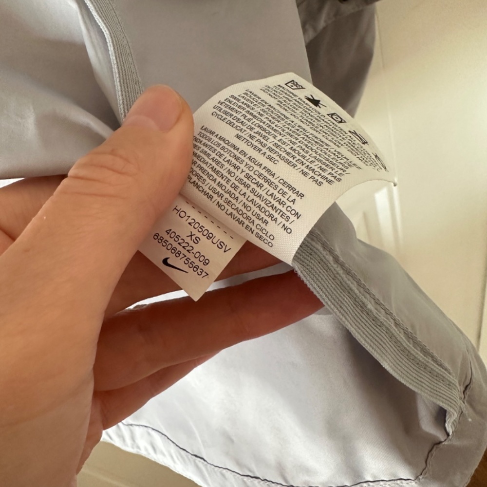 Nike full zip gray line windbreak XS jacket - Picture 8 of 9